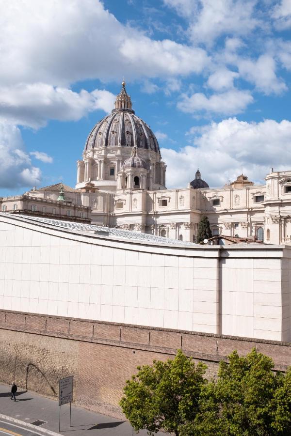 New Apartment With Amazing View Of S Peter'S Dome Roma Dış mekan fotoğraf